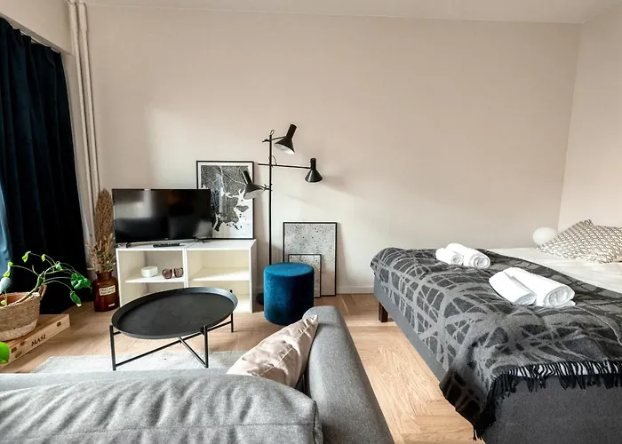 2Ndhomes Modern & Cozy Studio In The Center